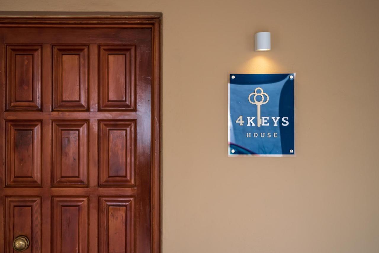4Keys House Superior Apartment Tripoli Bagian luar foto