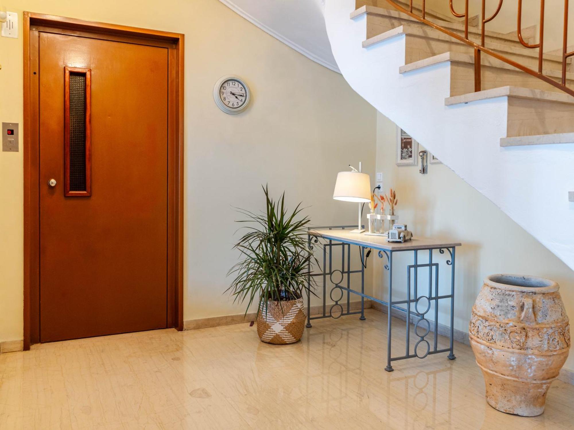 4Keys House Superior Apartment Tripoli Bagian luar foto