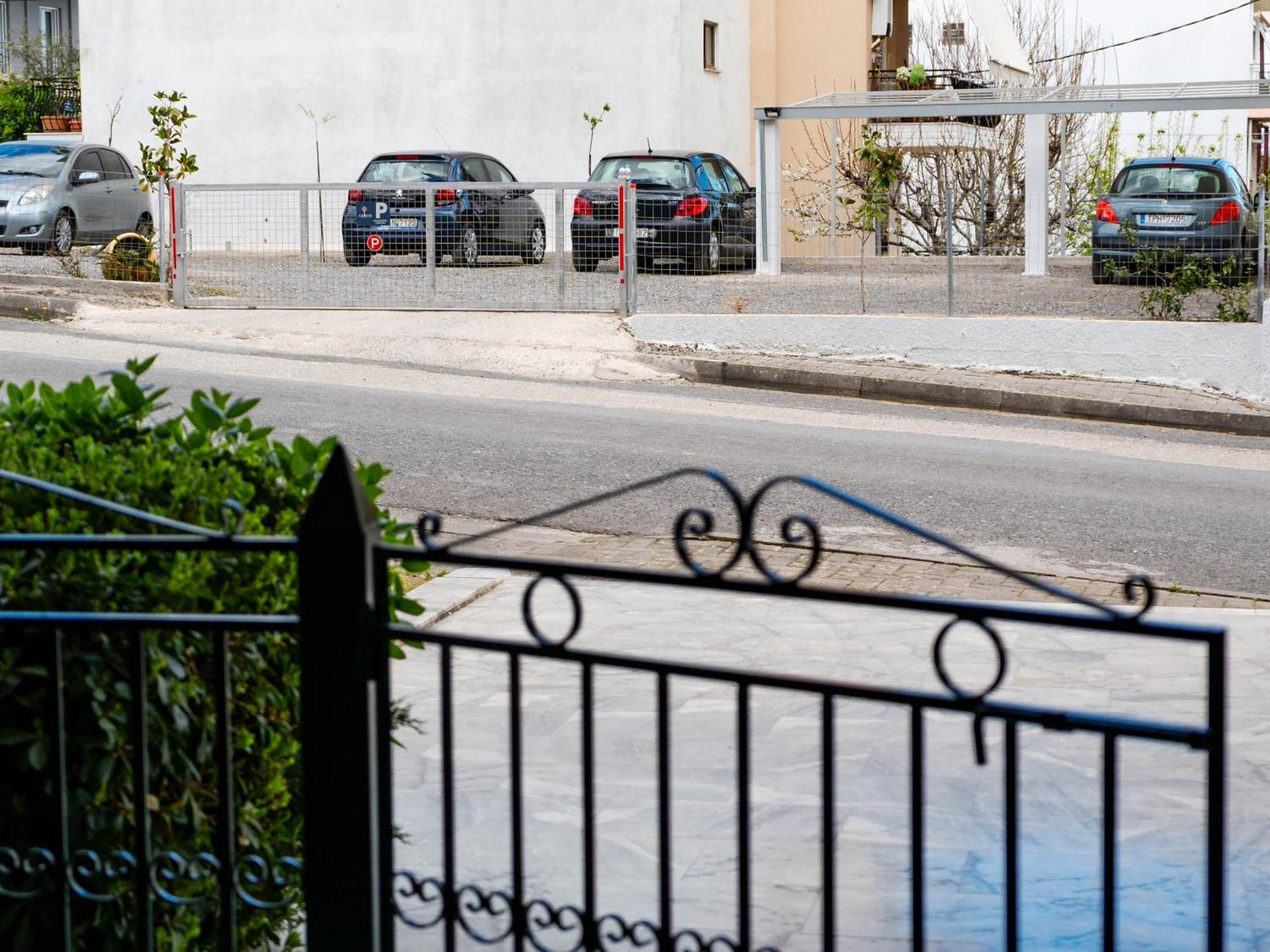 4Keys House Superior Apartment Tripoli Bagian luar foto